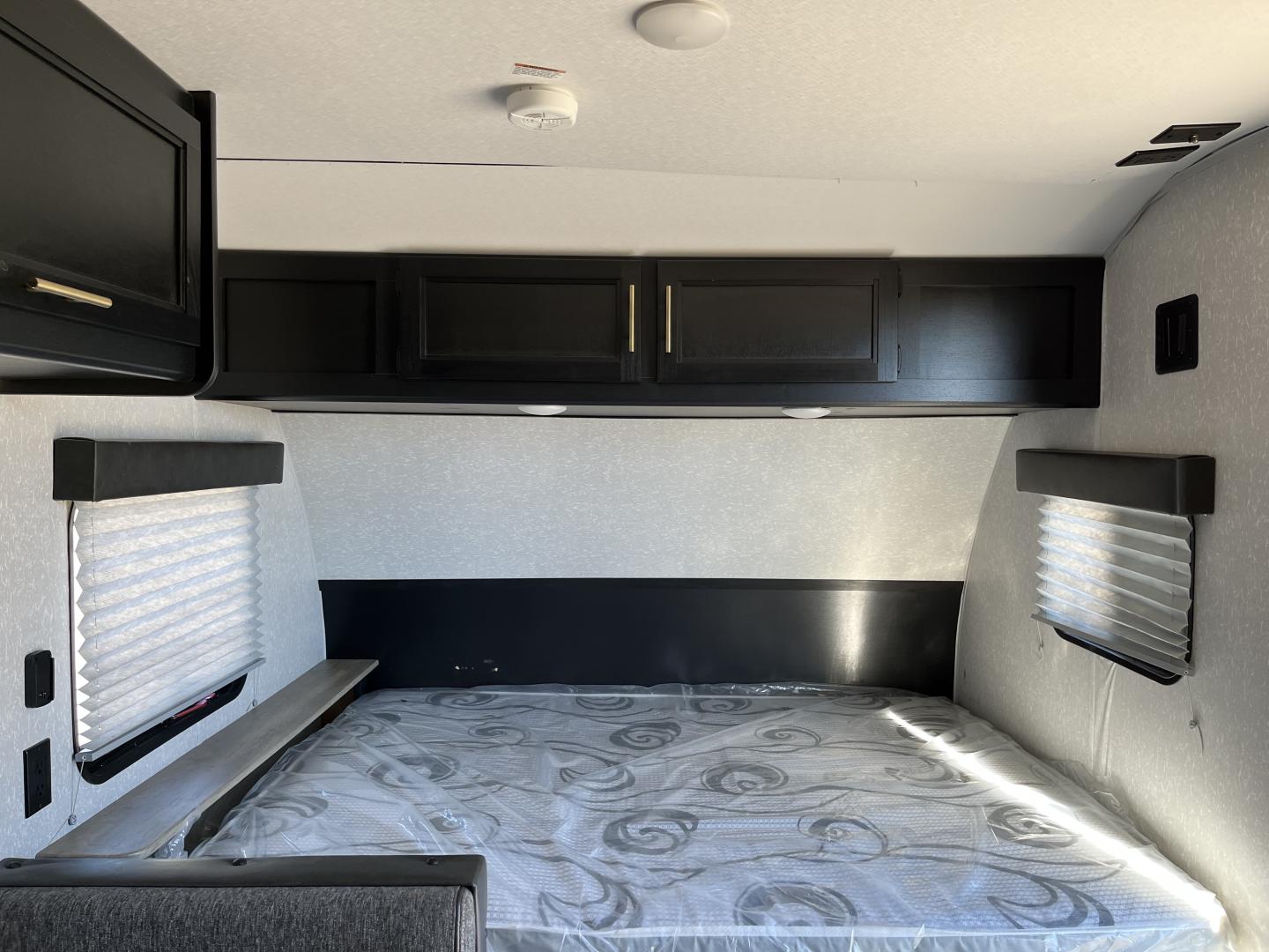 ./imagenes/INVOICE/2019/17446/CASA RODANTE FOREST RIVER WOLF PUP (30).JPG